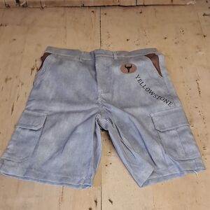 NWT Mens Yellowstone Gray Cargo Shorts